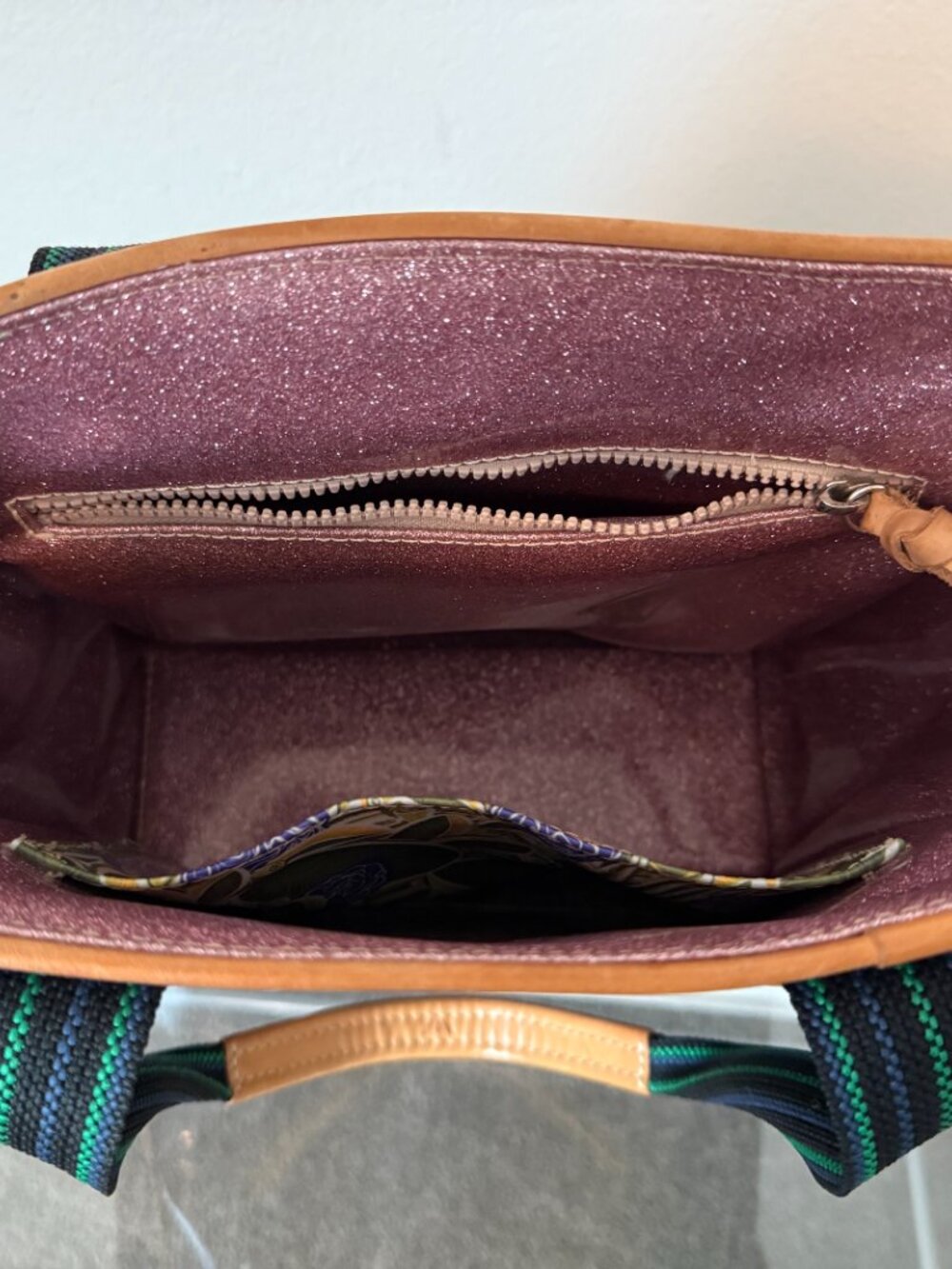Consuela Chica Classic Tote, Jerry - Picture 12 of 14